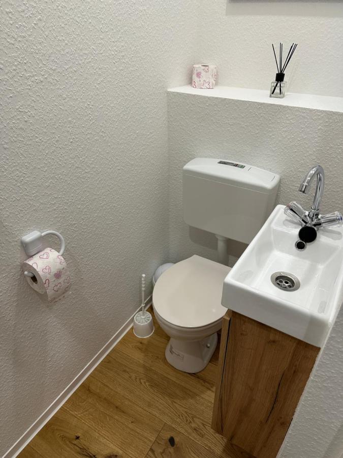 Ferienwohnung Ubernachtungsmoglichkeit Und Monteurzimmer Hamdorf Exterior foto